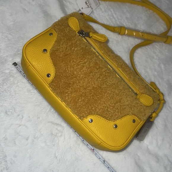 Coach Shearling Small Rhyder Pochette - Picture 5 of 9